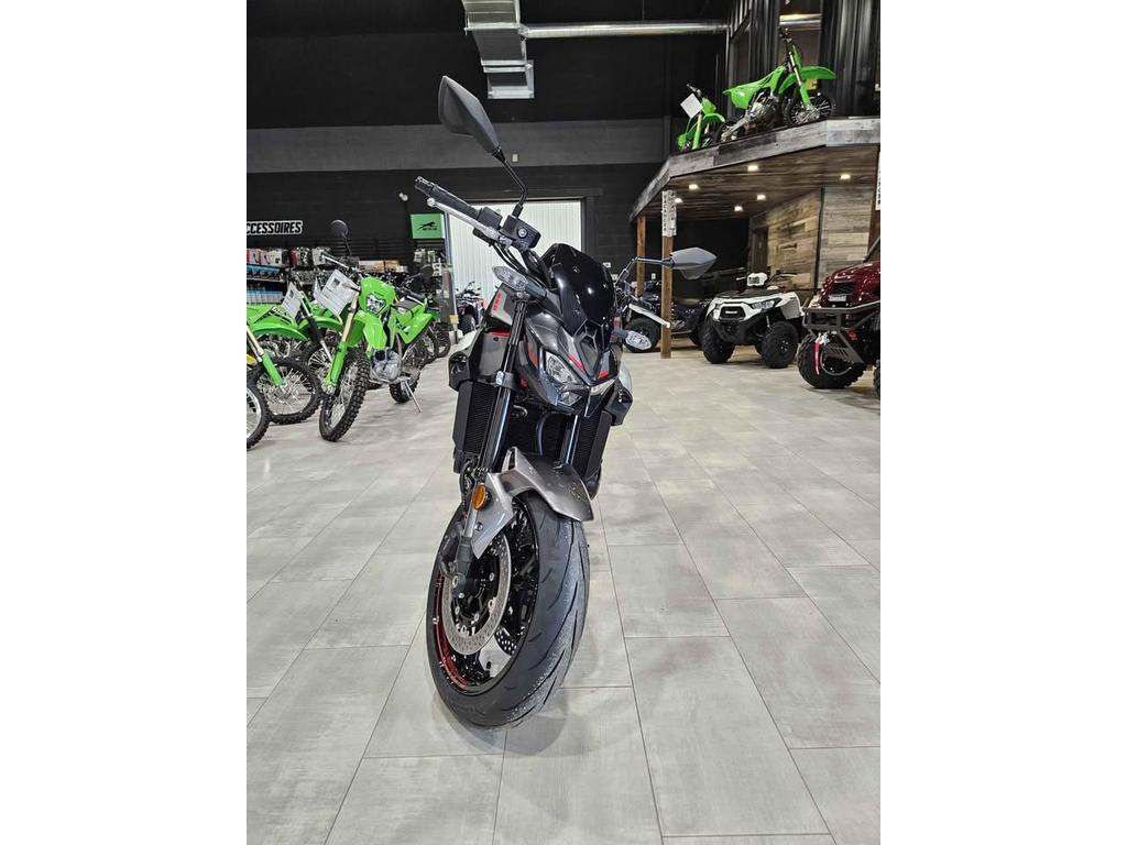 Kawasaki Z900 2025 à vendre