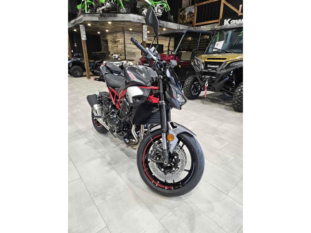 Kawasaki Z900 2025 à vendre