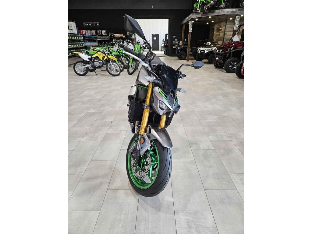 Kawasaki Z900 SE 2025 à vendre