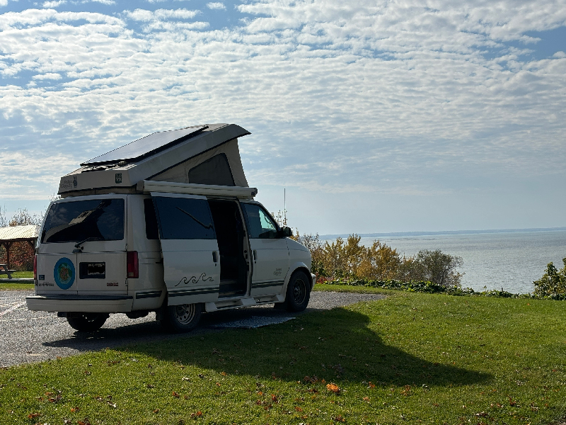 Safari Condo 16 pieds 1999 en bonne condition à vendre