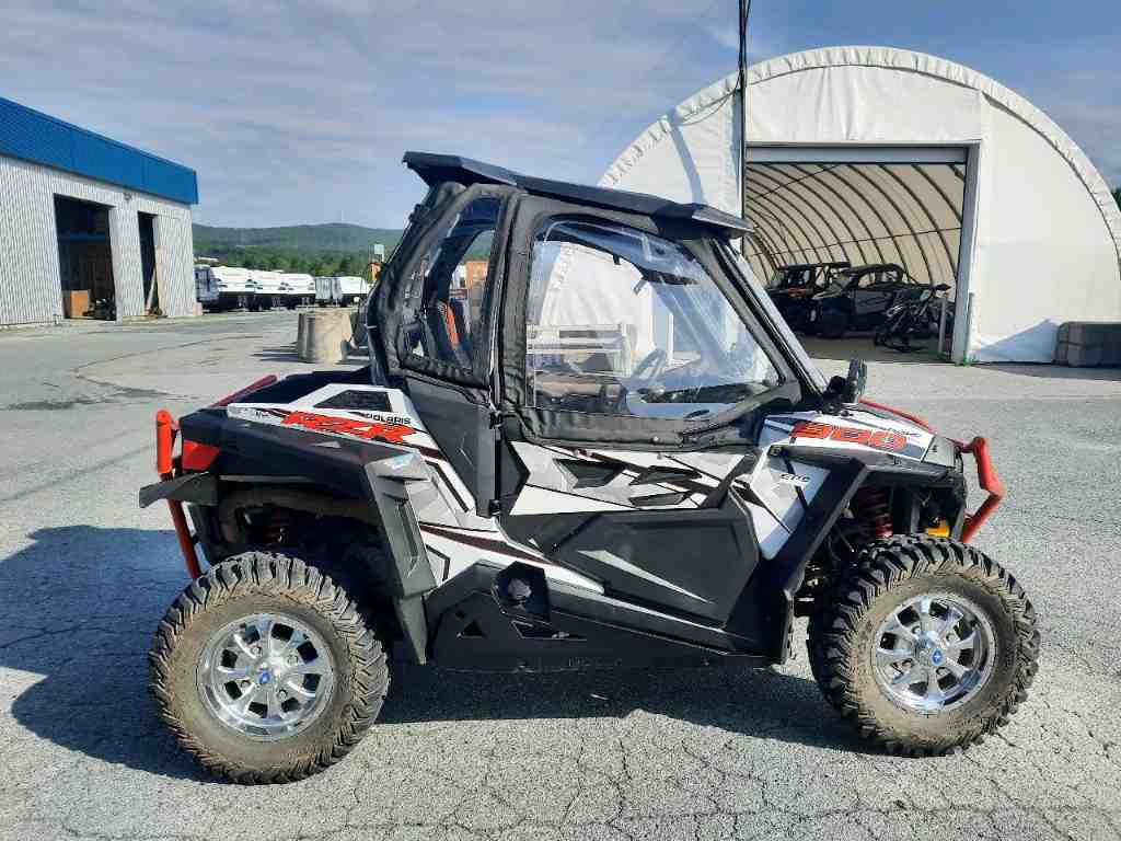 Polaris RZR S 900 EPS 2018 à vendre