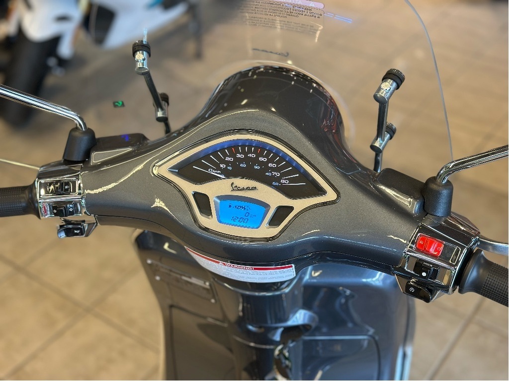 Vespa Primavera Touring 2023 à vendre