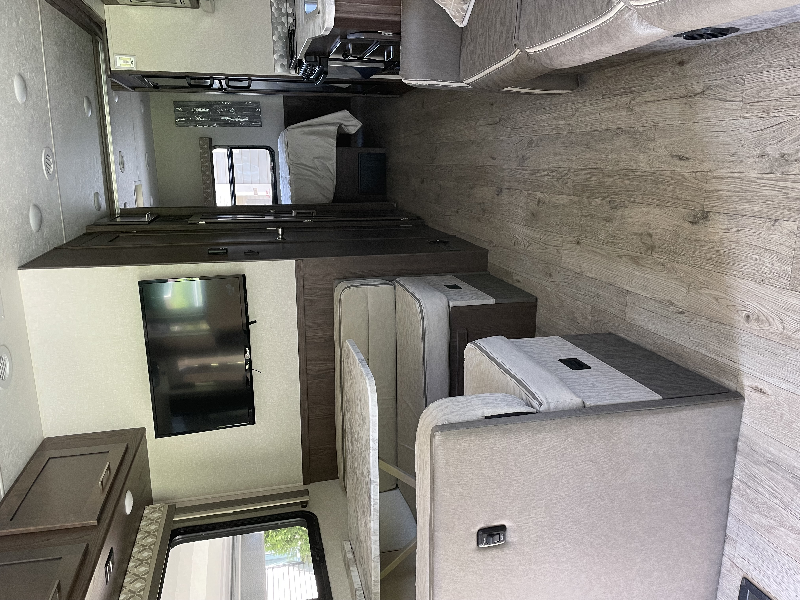 Motorisé Classe A Coachmen Pursuit Précision à vendre