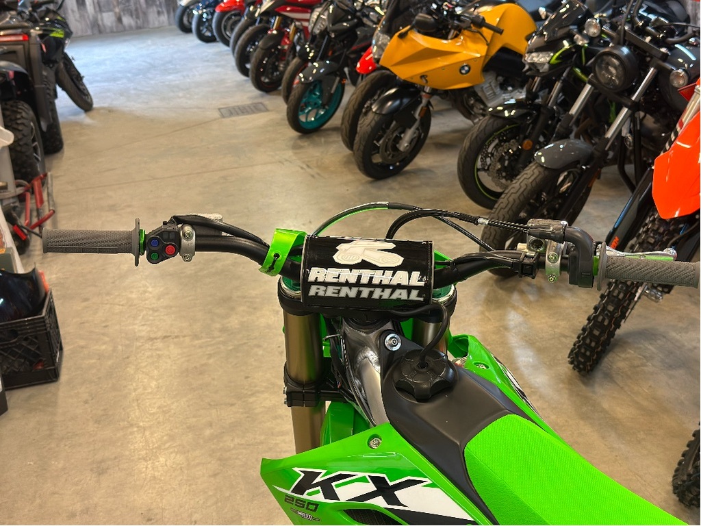 Kawasaki KX250 2025 à vendre