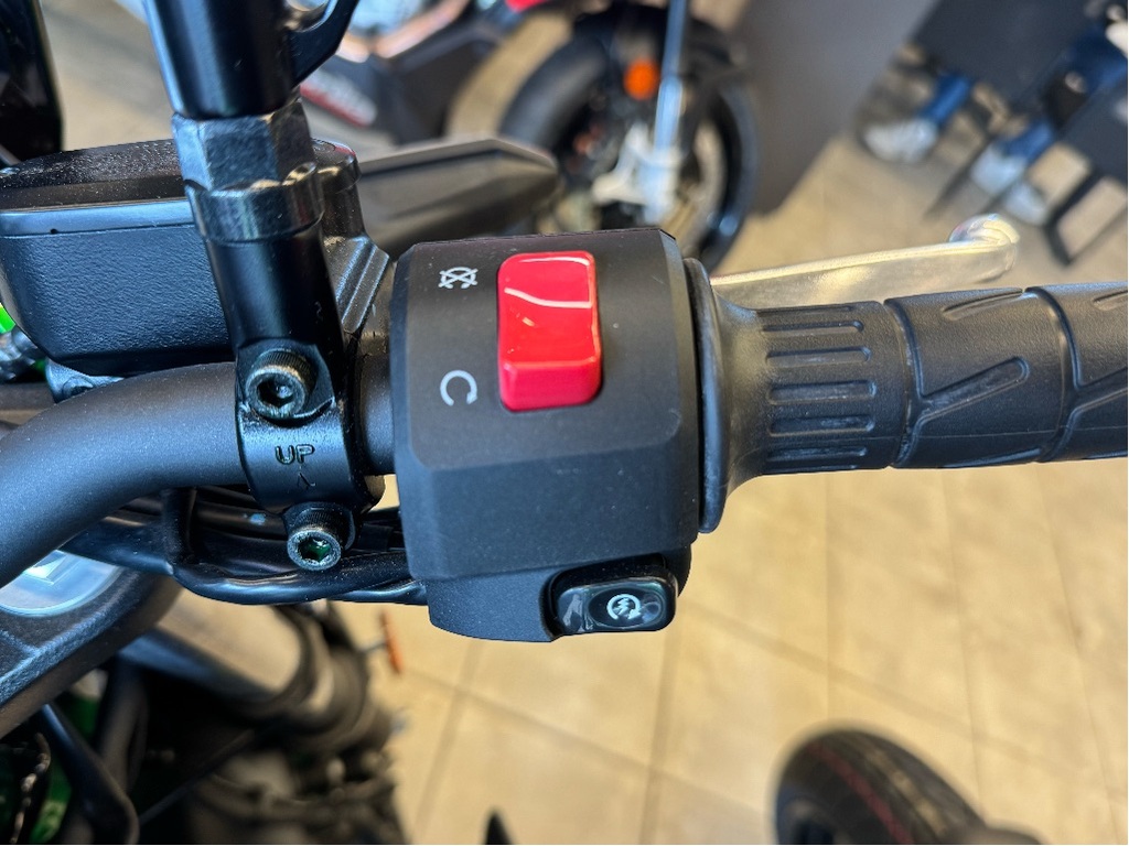 Kawasaki Z500 SE 2024 à vendre