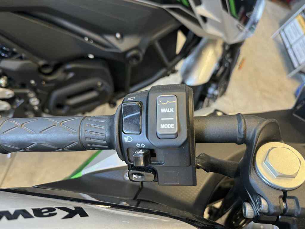 Kawasaki Ninja e-1 2024 à vendre