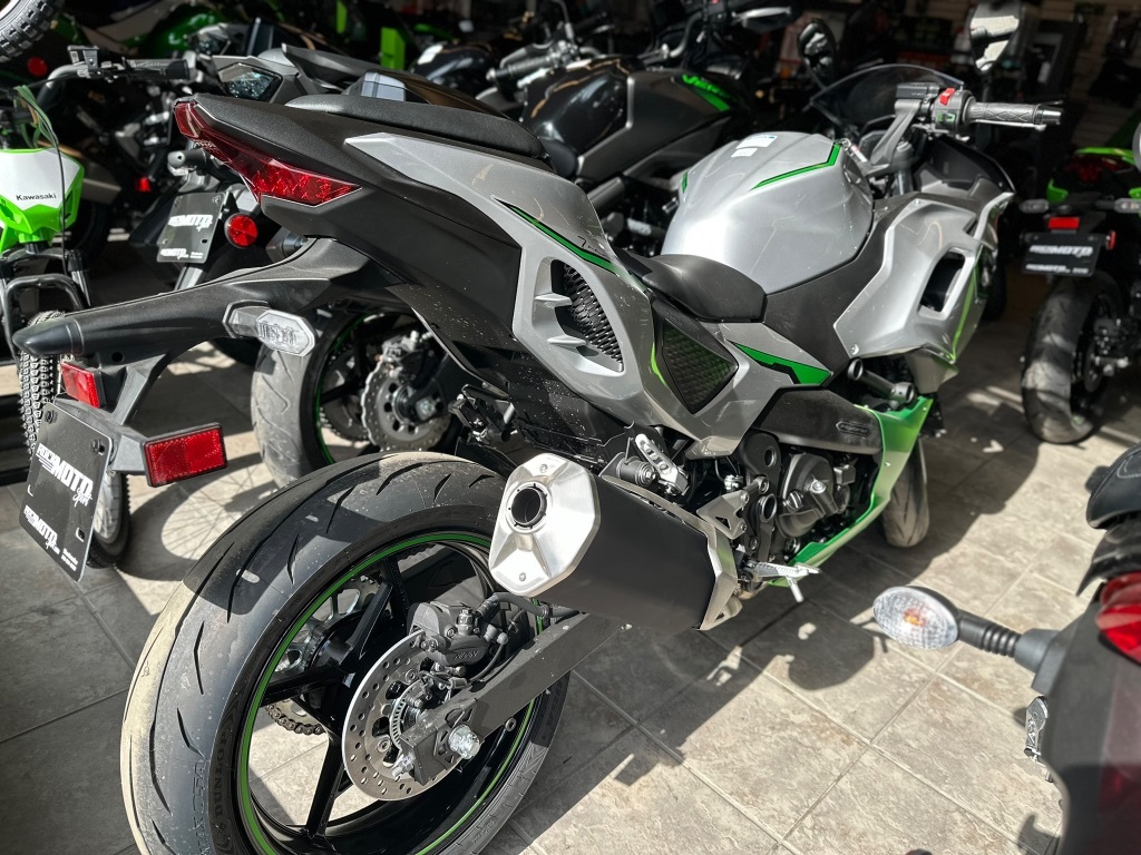 Kawasaki Ninja 7 Hybrid 2024 à vendre