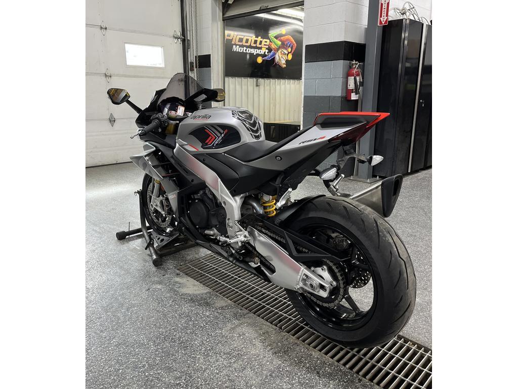 Aprilia RSV4 2022 à vendre