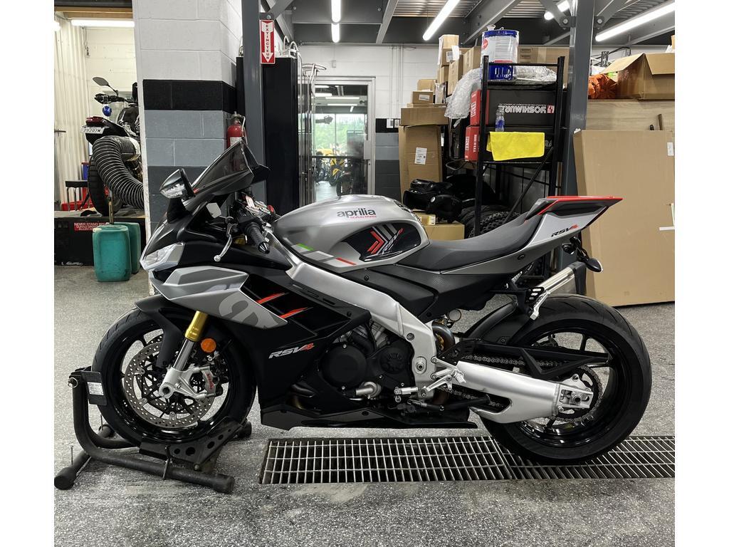 Aprilia RSV4 2022 à vendre