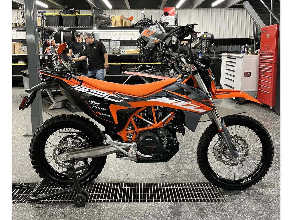 KTM 690 Enduro R 2023
