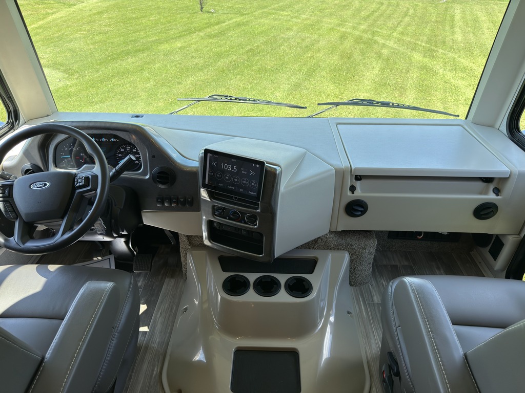 Thor Motor Coach Hurricane 31C 2023 à vendre