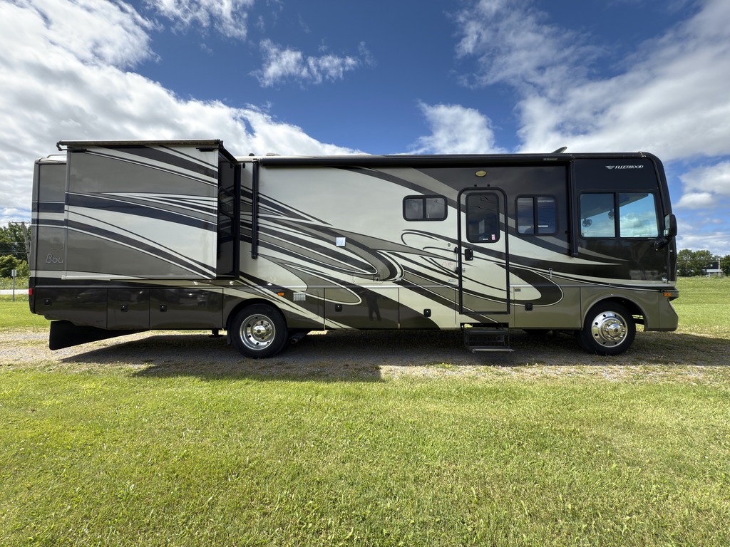 Fleetwood Bounder 35H 2011 à vendre