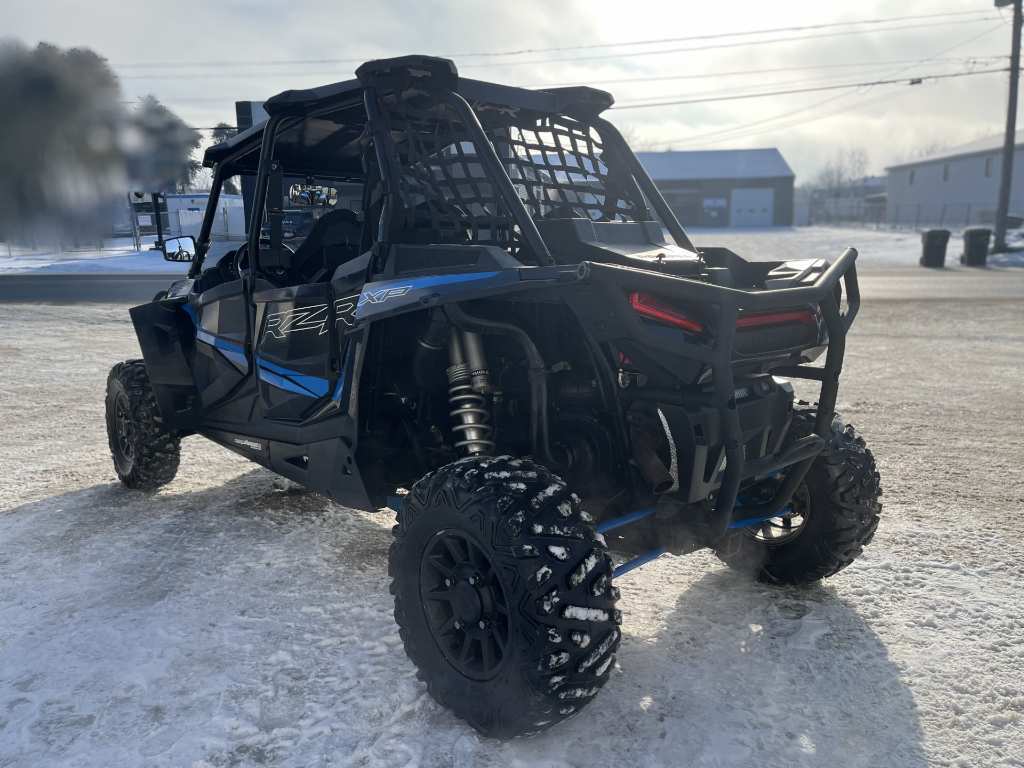 Polaris RZR XP4 1000 ULTI. 2022 à vendre