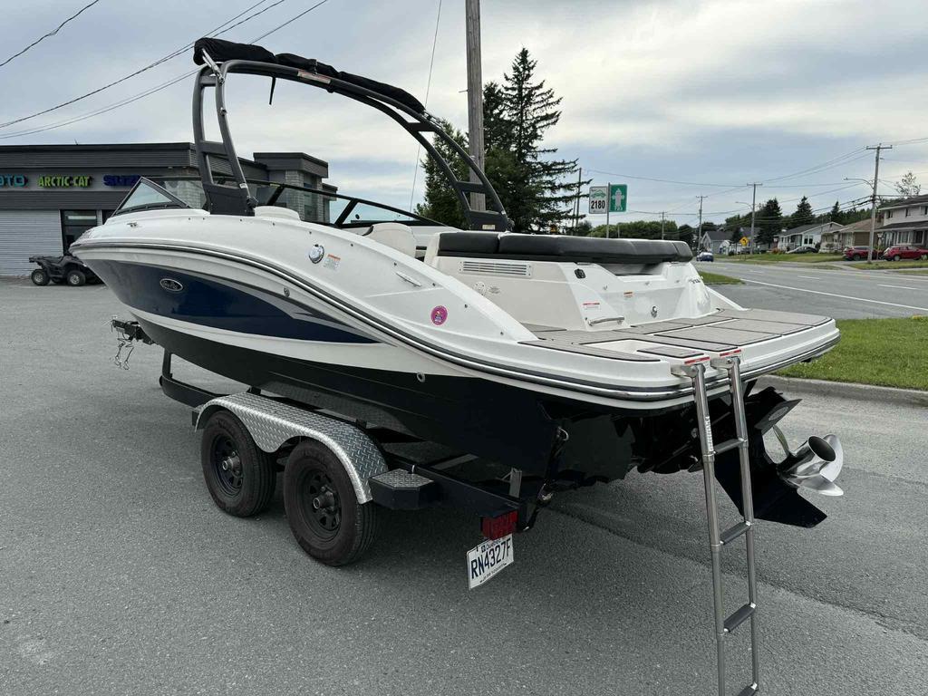 Sea Ray SPX 210 2022 à vendre