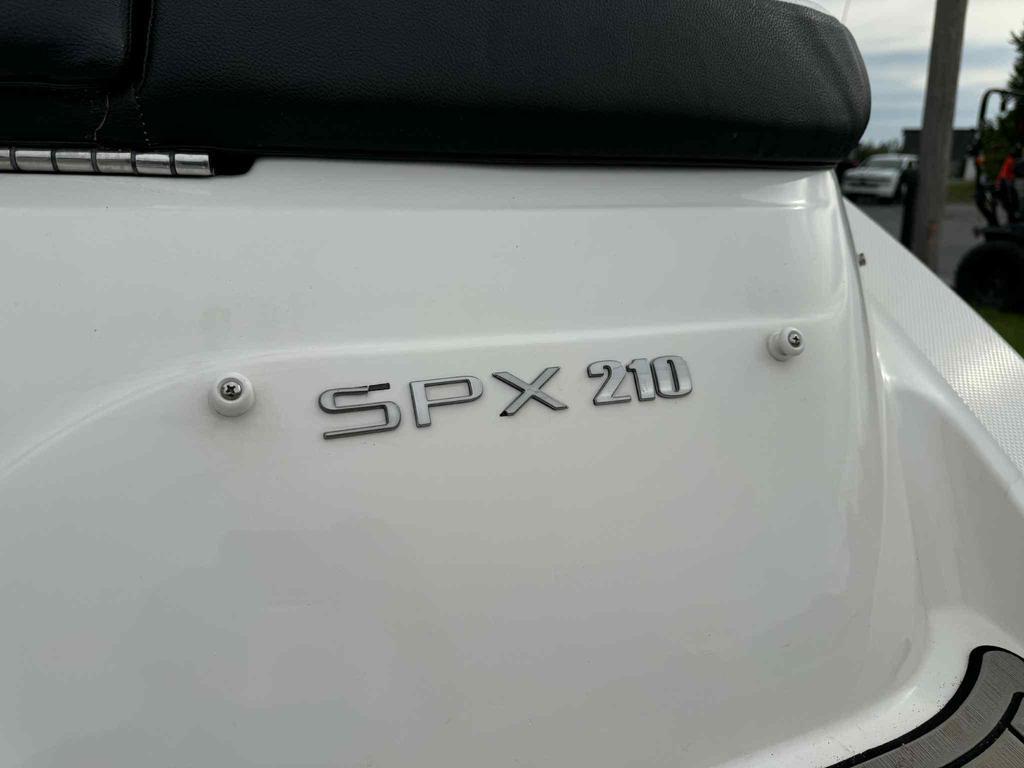 Sea Ray SPX 210 2022 à vendre