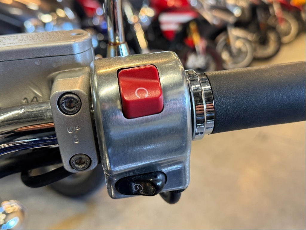 Yamaha V-Star 1100 2009 à vendre