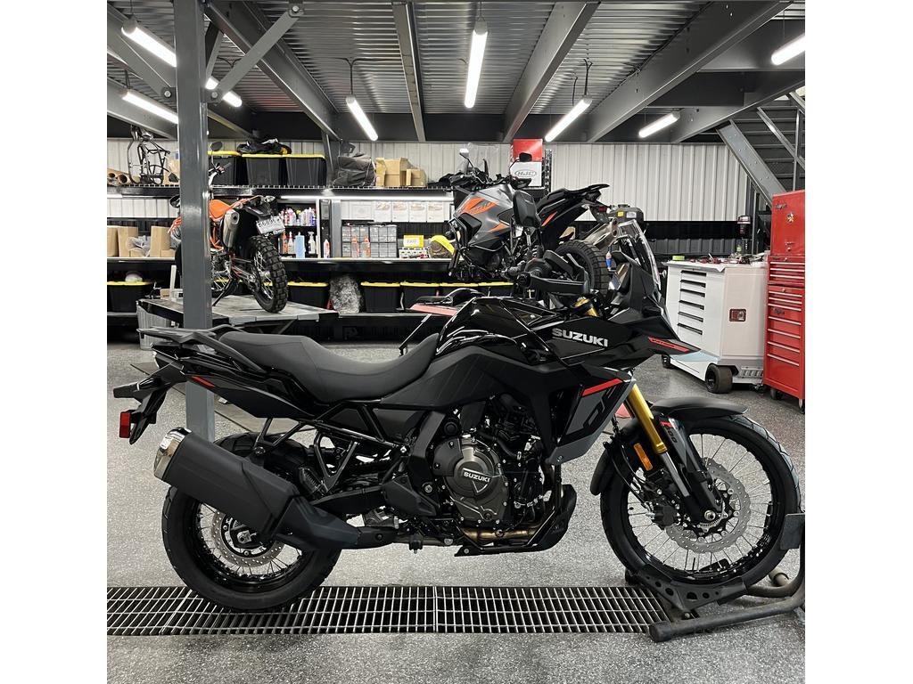 Suzuki V-STROM 800DE ADVENT 2025