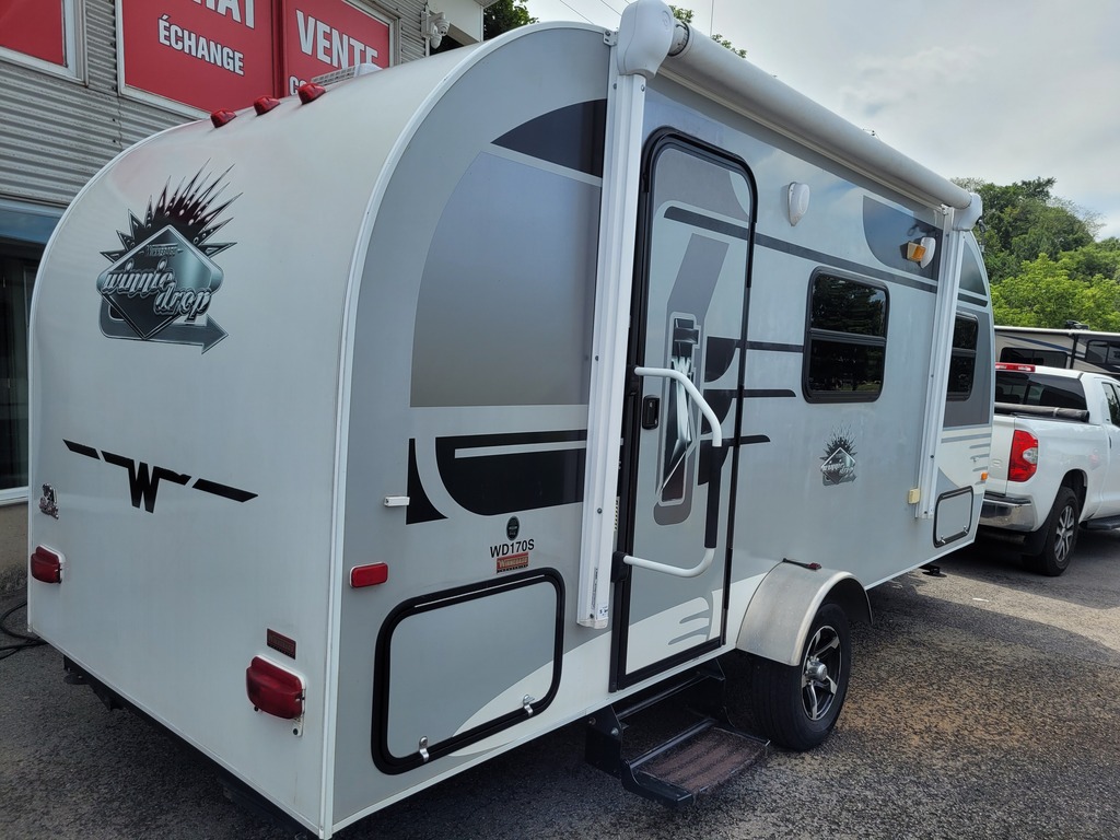 Winnebago Winnie Drop 2017