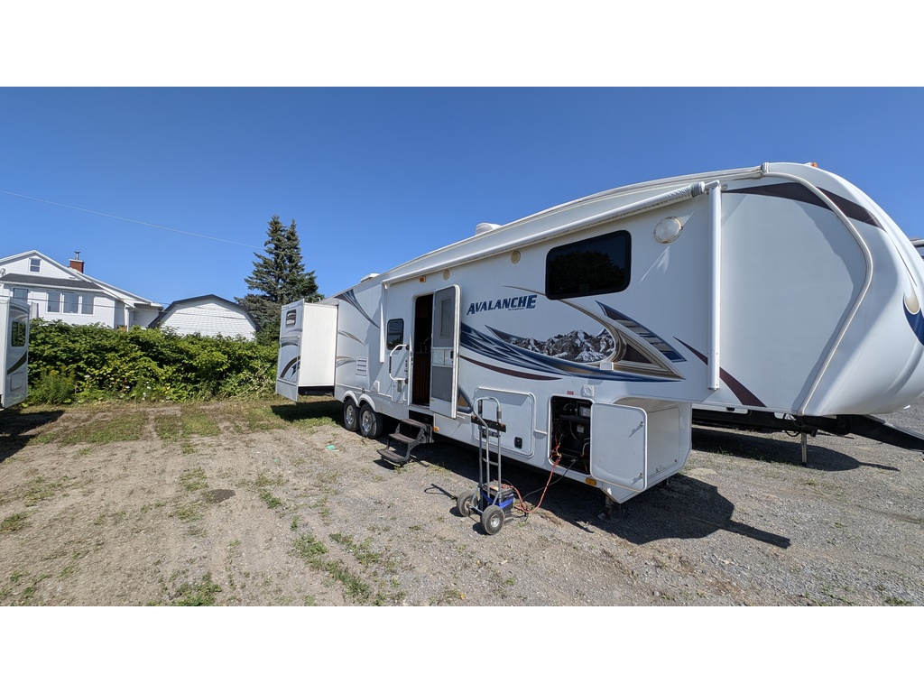 Avalanche 340TG 2010