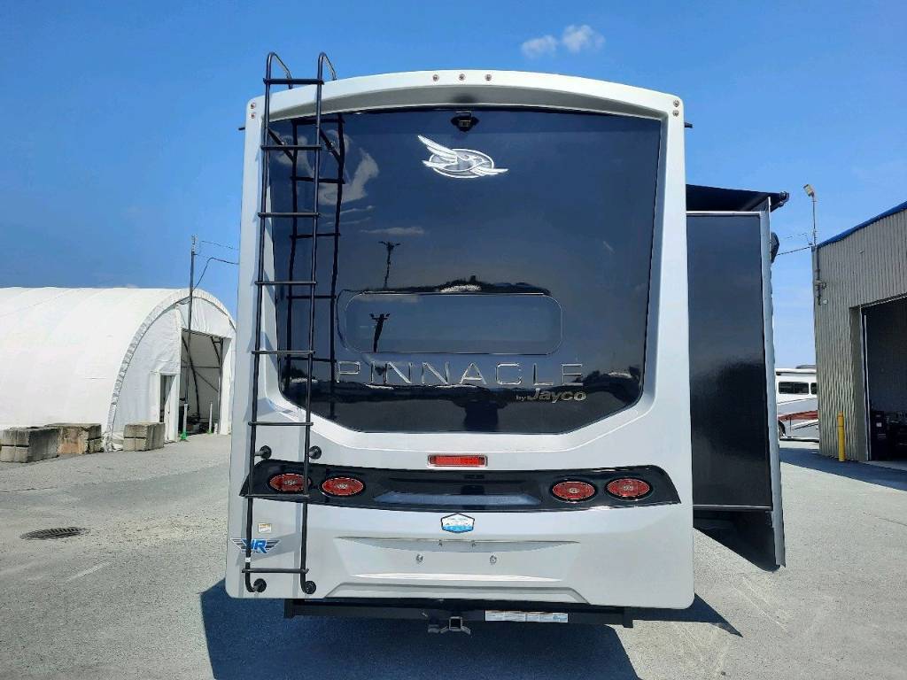 Jayco Pinnacle 38FBRK 2026 à vendre