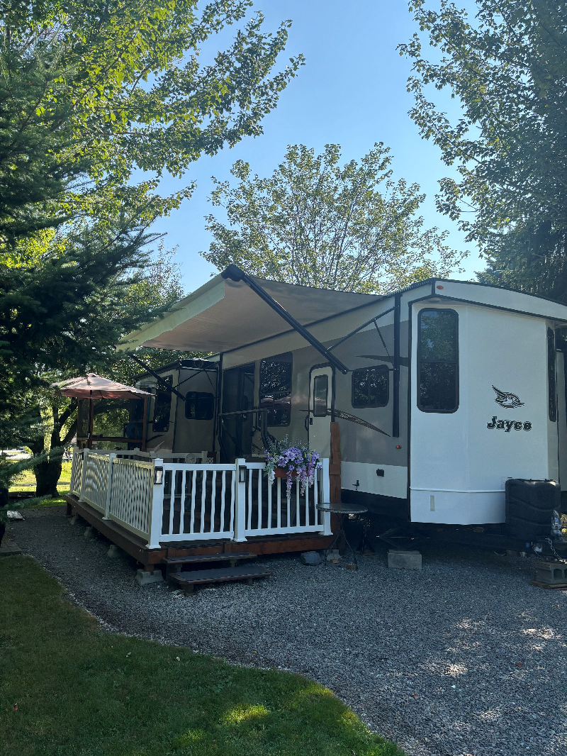 Roulotte de parc 2018 Jayco Bungalow Flight RLTS - 55,000$ non négociable