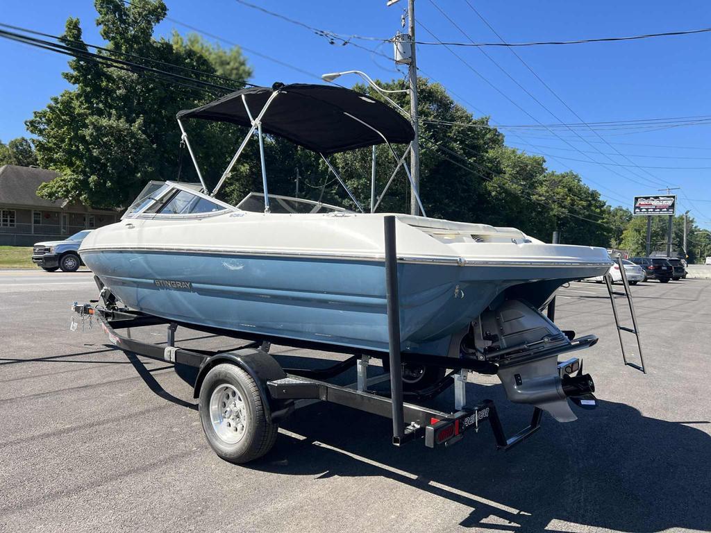 Stingray Boat Co 208 LR 2020 à vendre