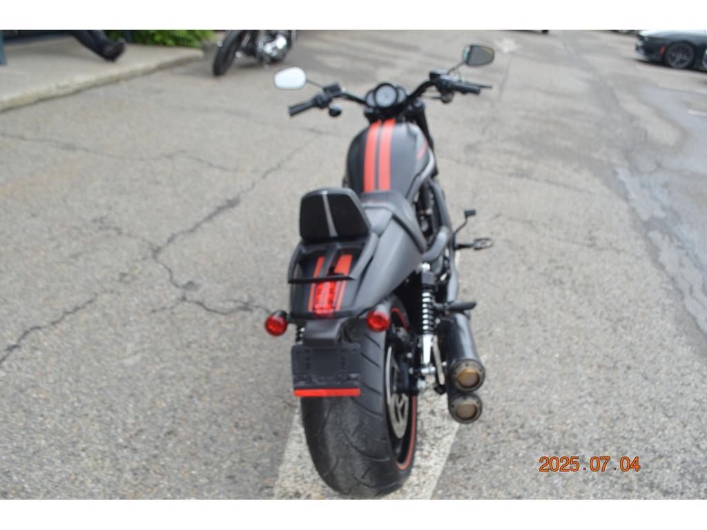 Harley-Davidson V-Rod 2014 à vendre
