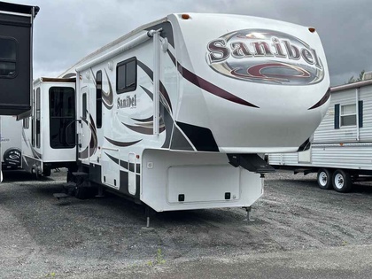 Prime Time Sanibel 2014