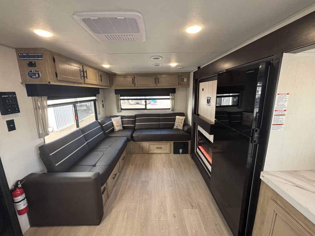 Grey Wolf 27LH 2026 à vendre