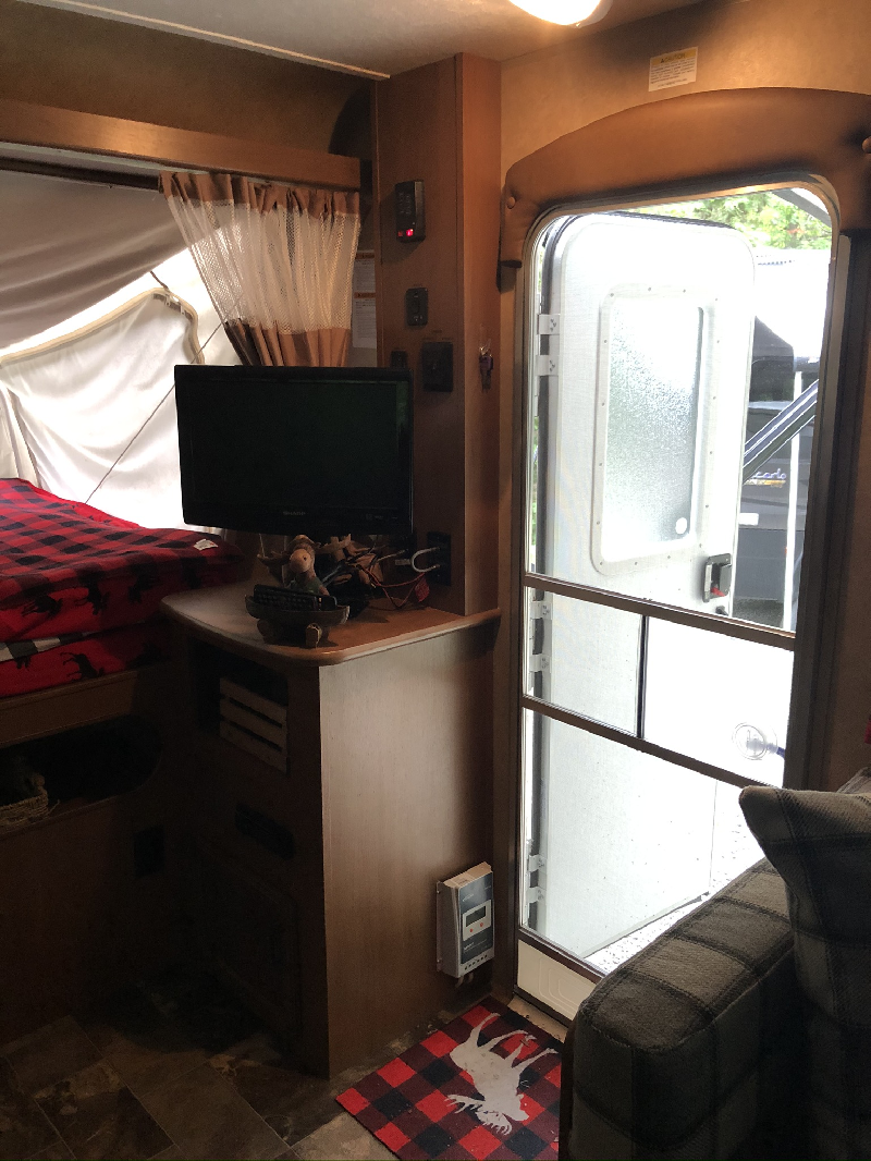 ROULOTTE HYBRIDE STARCRAFT RÉNOVÉ 21 pieds PRIX POUR VENTE RAPIDE à vendre