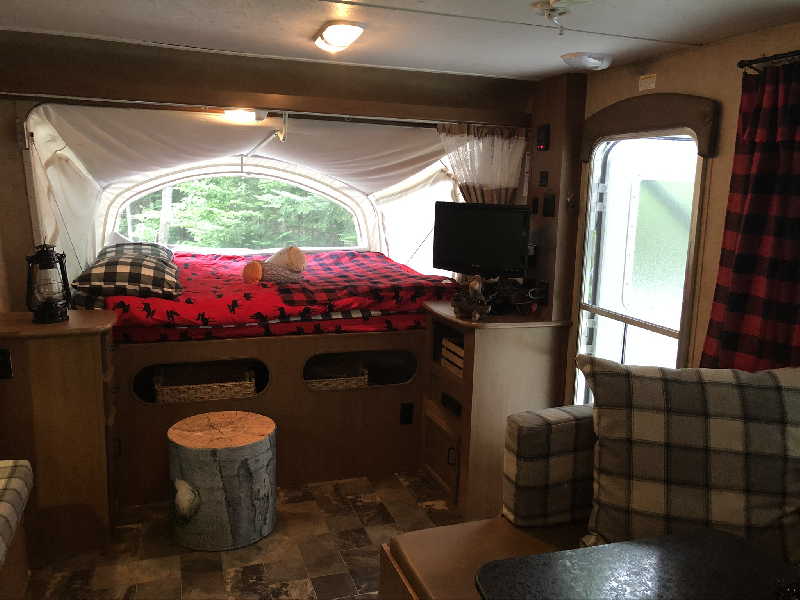 ROULOTTE HYBRIDE STARCRAFT RÉNOVÉ 21 pieds PRIX POUR VENTE RAPIDE à vendre