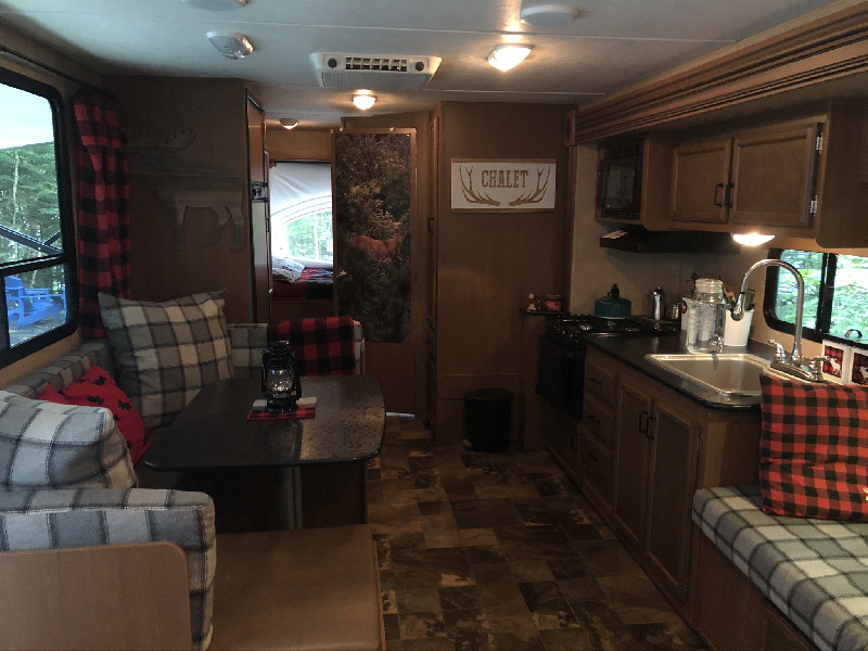 ROULOTTE HYBRIDE STARCRAFT RÉNOVÉ 21 pieds PRIX POUR VENTE RAPIDE à vendre