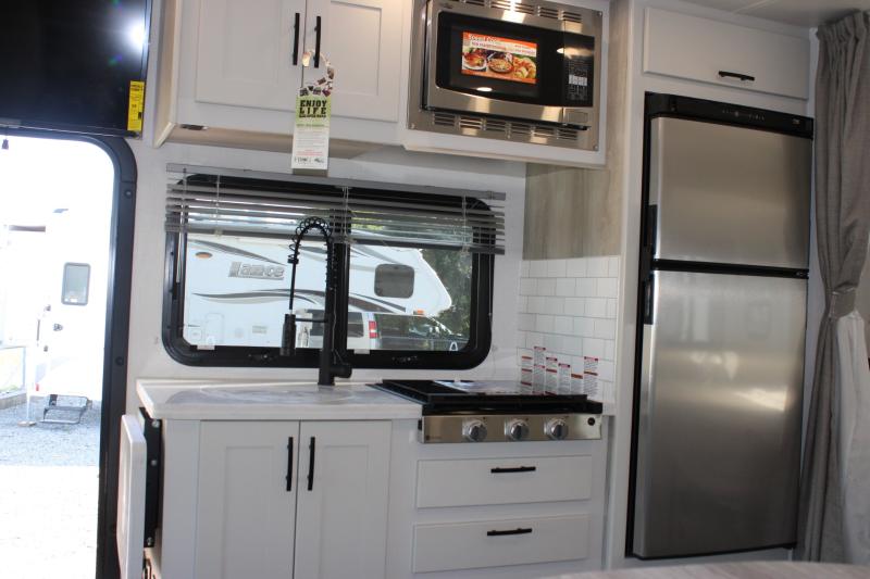 Dynamax Isata 3 24FW 2025 à vendre