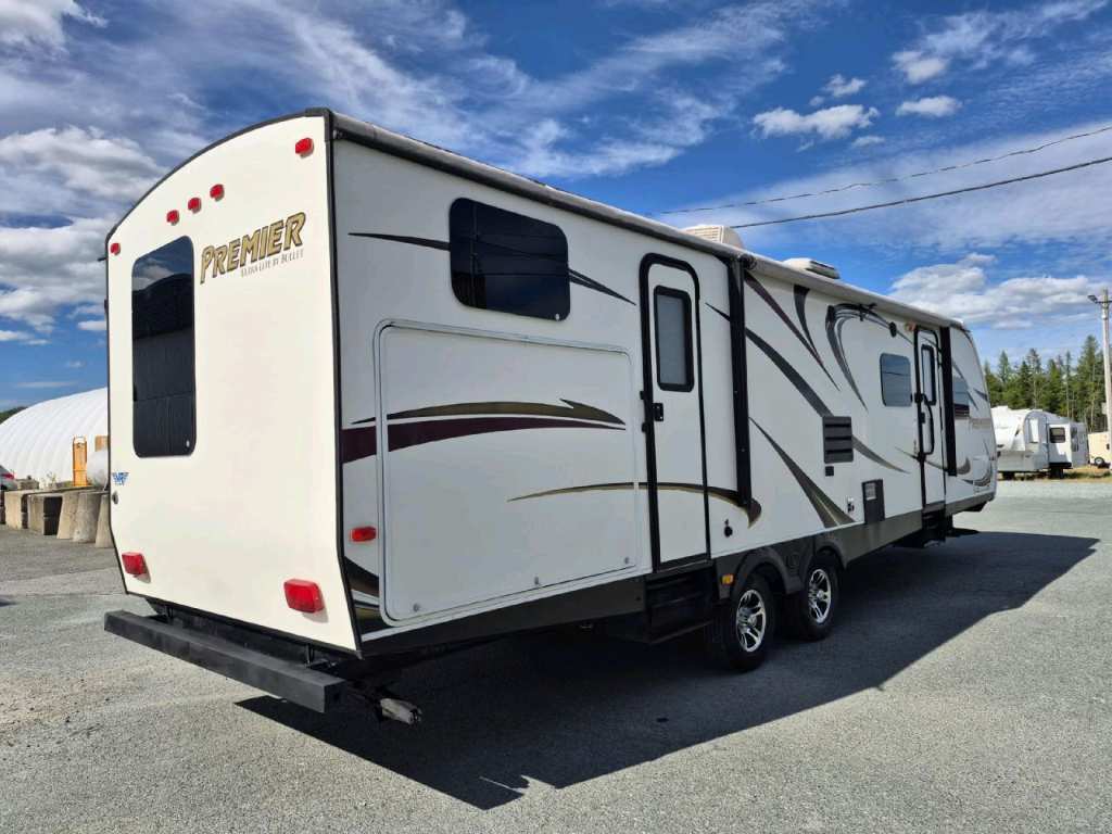 Keystone RV Bullet 31BH 2013 à vendre