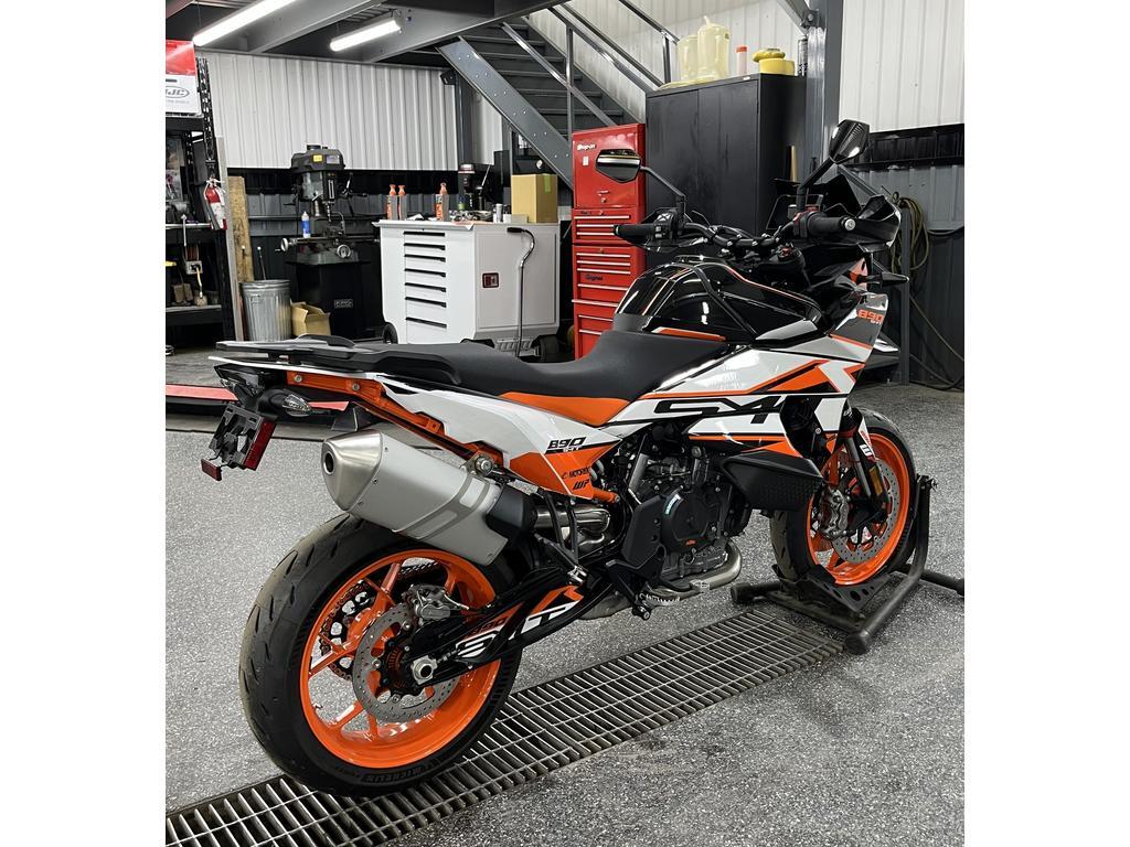 KTM 890 SMT 2024 à vendre