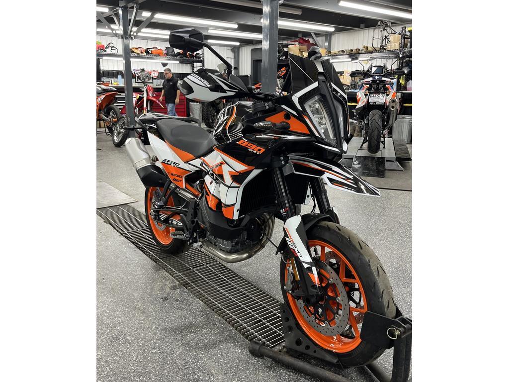 KTM 890 SMT 2024 à vendre