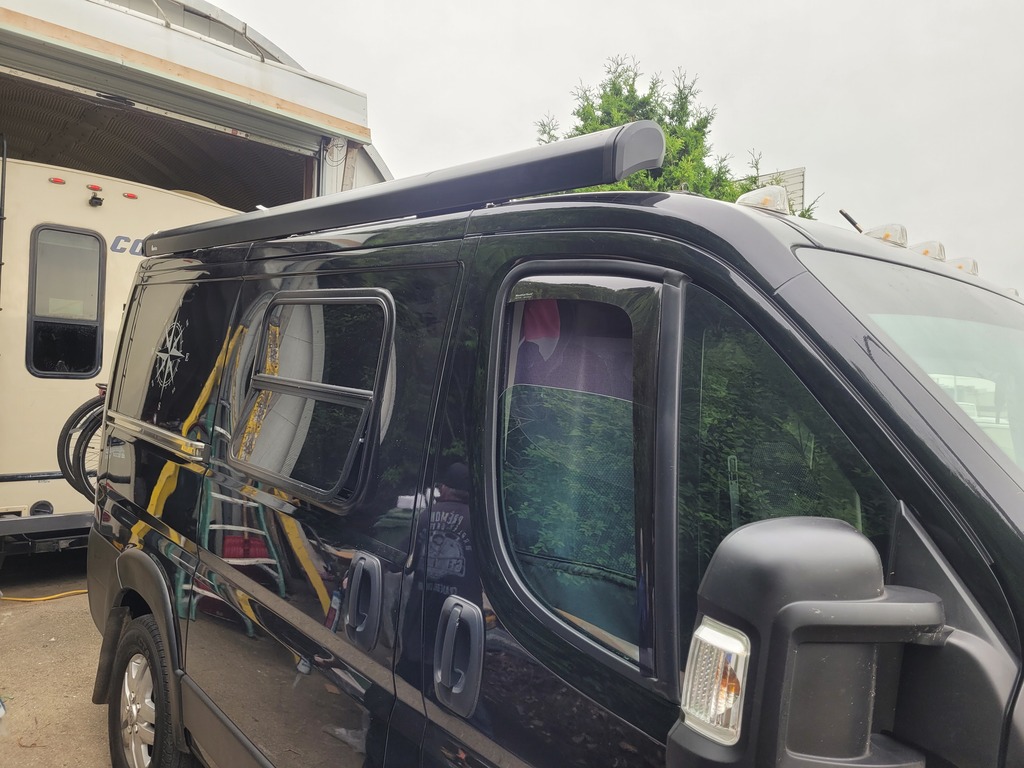 UNITY D'auvent pour van campeur classe B 2025 à vendre