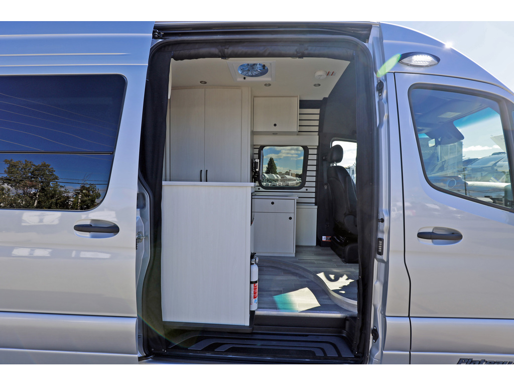 Pleasure-Way Plateau 2026 à vendre