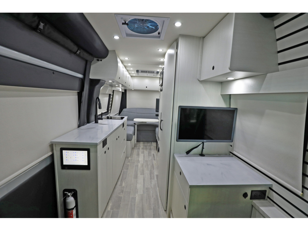 Pleasure-Way Plateau 2026 à vendre