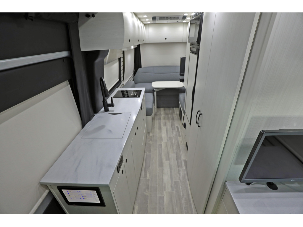 Pleasure-Way Plateau 2026 à vendre