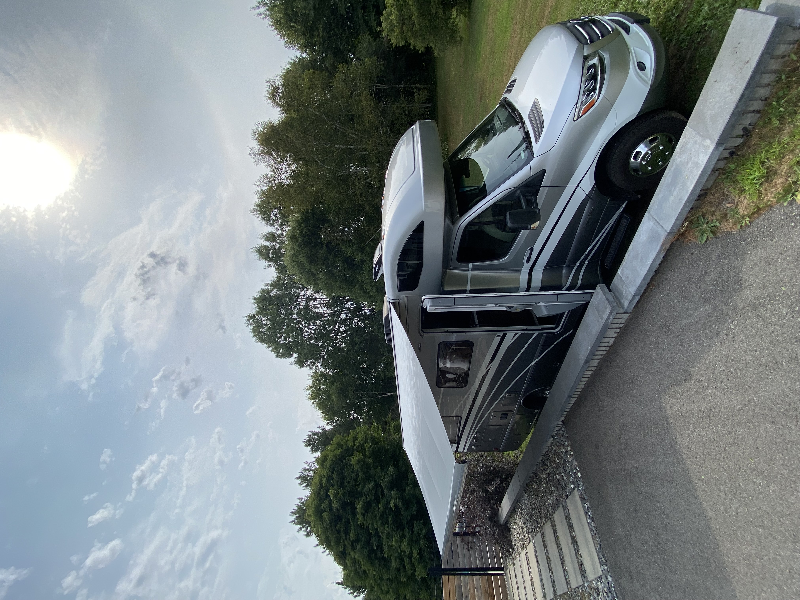 Winnebago Navion 24J à vendre