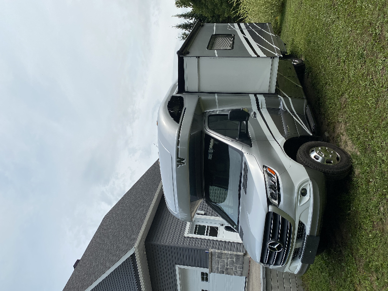 Winnebago Navion 24J à vendre