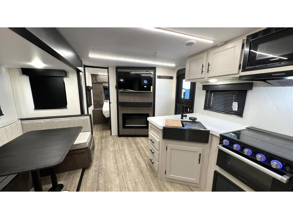 Alpha Wolf 23DBH 2025 à vendre