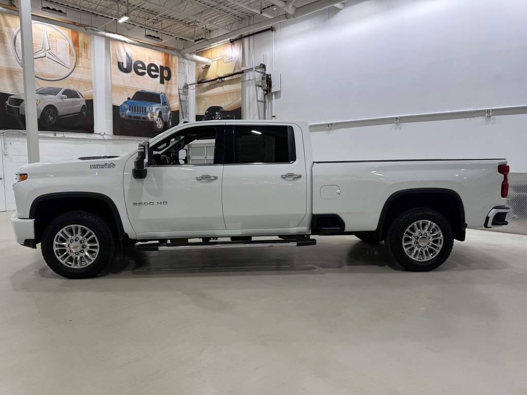 Chevrolet Silverado 2500HD 6.6L DURAMAX V8 DIESEL • 445HP• ALLISON 10-SPEED A 2023 à vendre