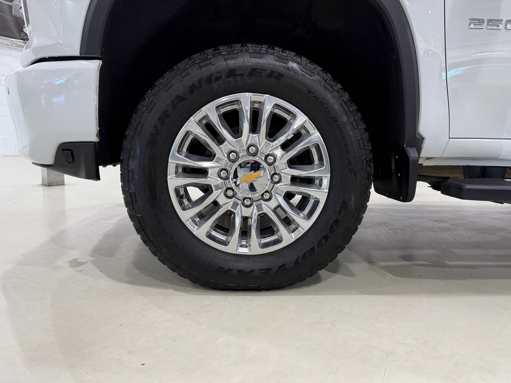 Chevrolet Silverado 2500HD 6.6L DURAMAX V8 DIESEL • 445HP• ALLISON 10-SPEED A 2023 à vendre