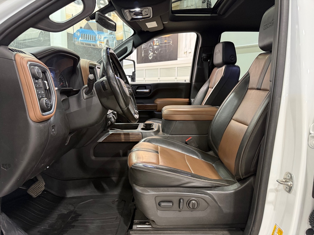 Chevrolet Silverado 2500HD 6.6L DURAMAX V8 DIESEL • 445HP• ALLISON 10-SPEED A 2023 à vendre