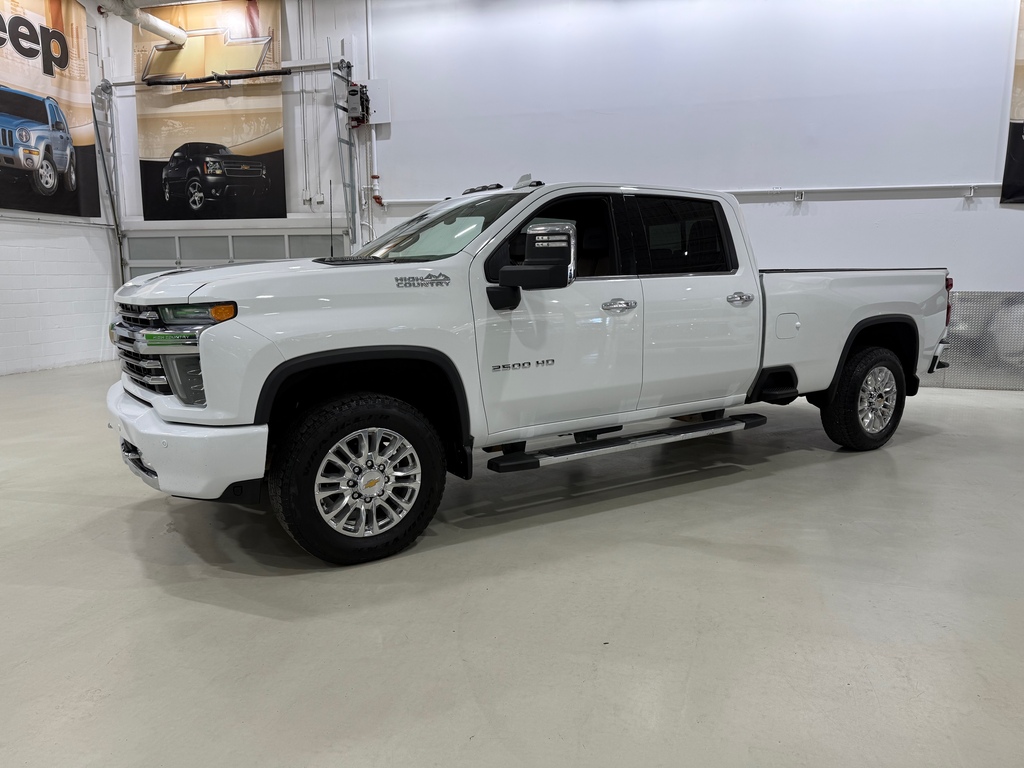 Chevrolet Silverado 2500HD 6.6L DURAMAX V8 DIESEL • 445HP• ALLISON 10-SPEED A 2023
