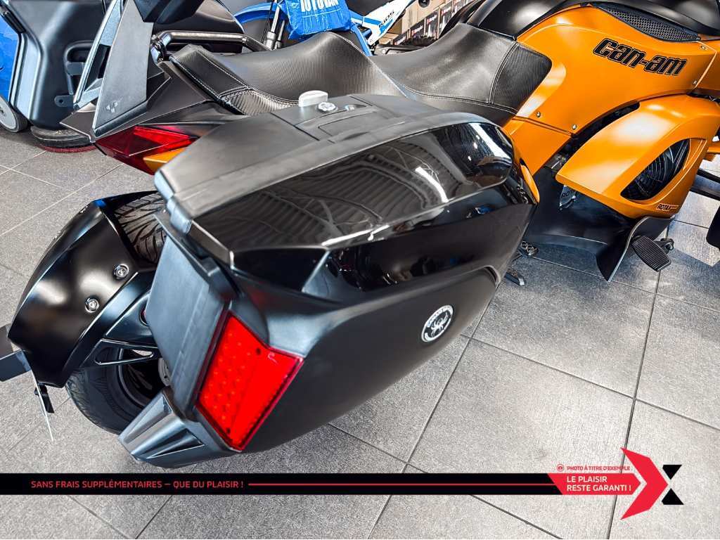 Can-Am Spyder RSS TOURING SE5 2013 à vendre