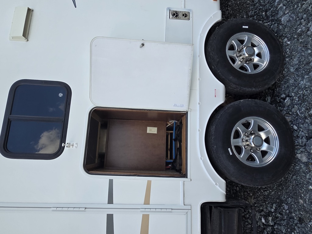 Elkridge 37ULTA 2013 à vendre