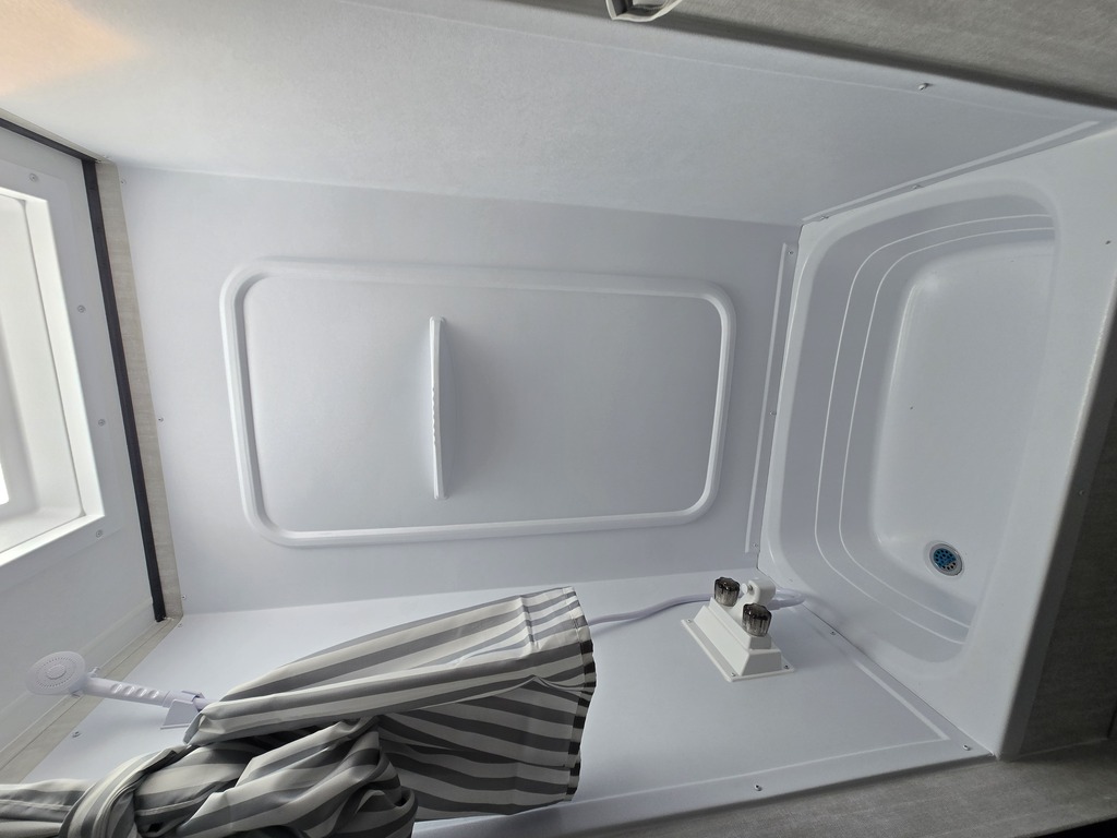 Coachmen Apex Nano 185BH 2026 à vendre